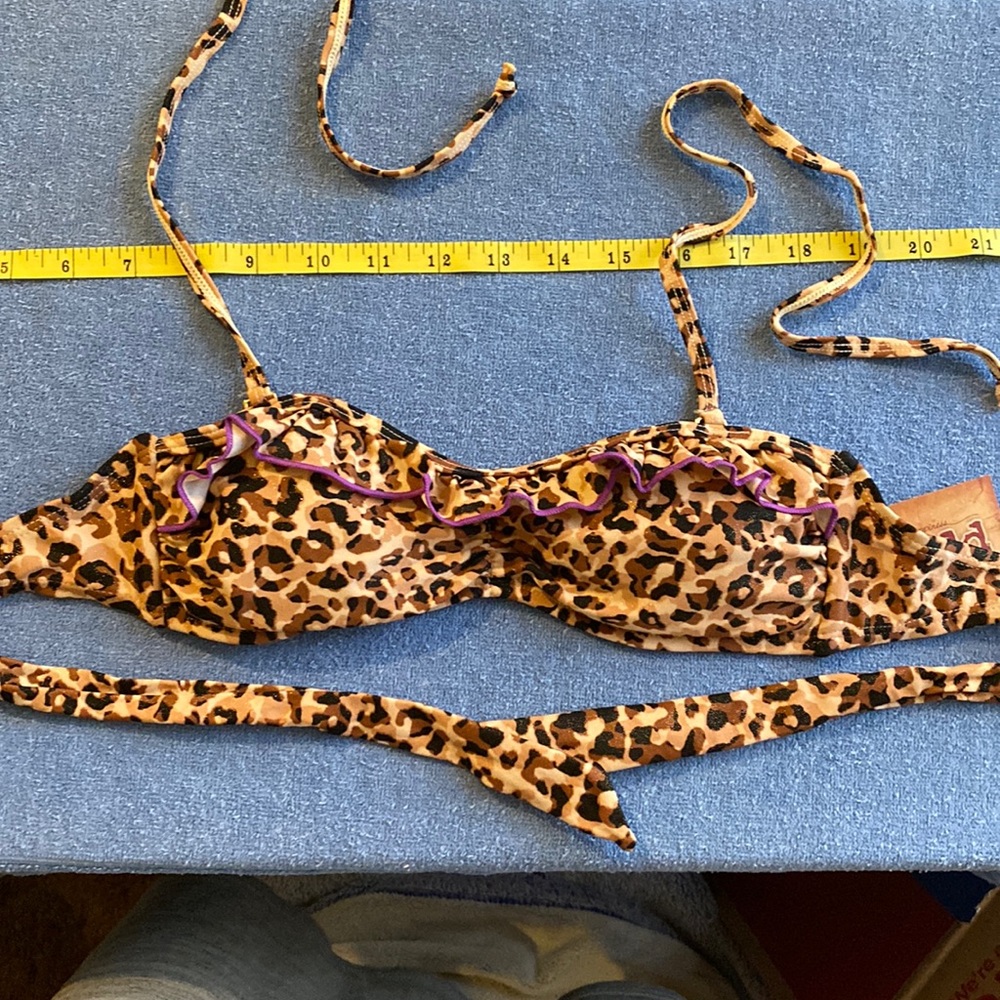 Swimsuit Bathing Suit Top XS NWT